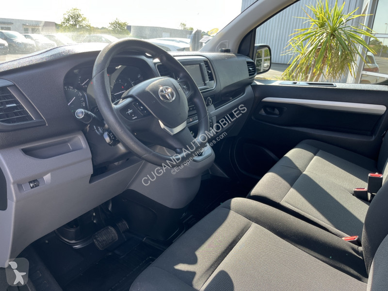 Toyota MEDIUM 2.0 D-4D 180 CABINE APPROFONDIE...