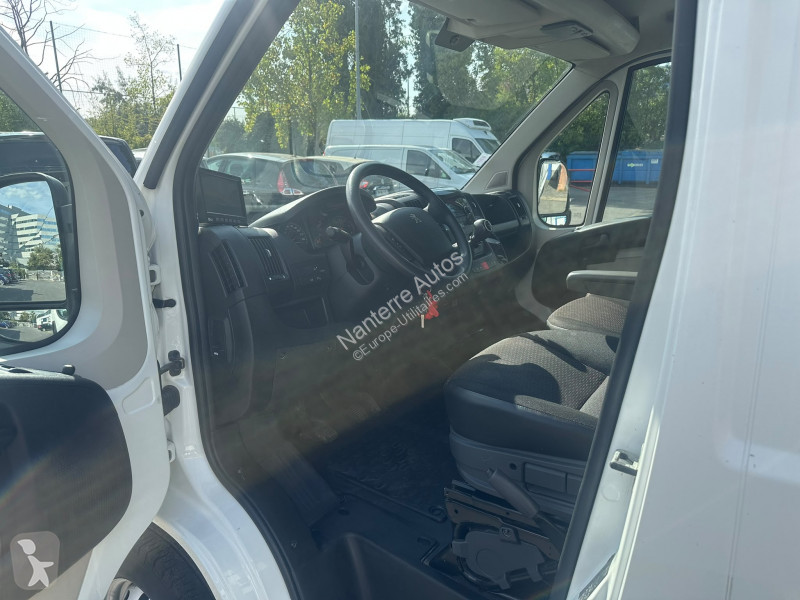 Samochód dostawczy Peugeot BOXER BENNE 18000 HT...