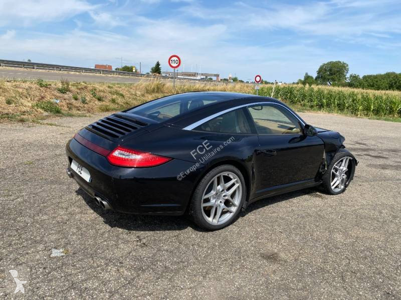 Véhicule utilitaire Porsche