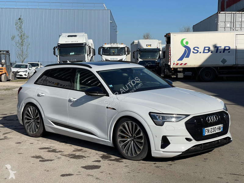 Véhicule utilitaire Audi