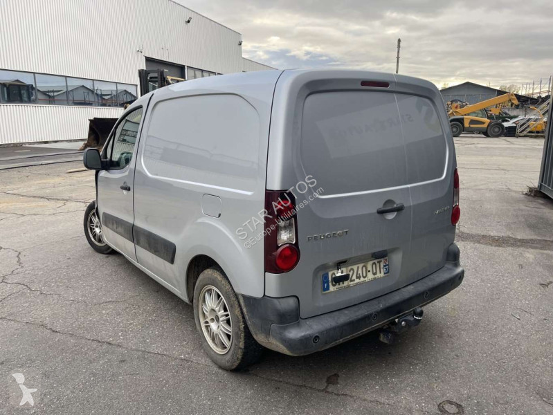 عربة نفعية Peugeot