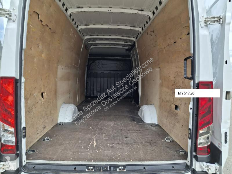 Furgoneta Iveco 35S16