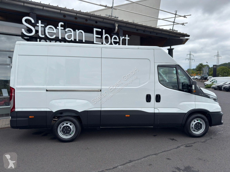 Iveco 35S14 V ASC Kastenwagen Transporter
