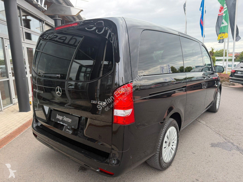 Furgoneta Mercedes Vito  9G Tourer Pro AHK2,5to...