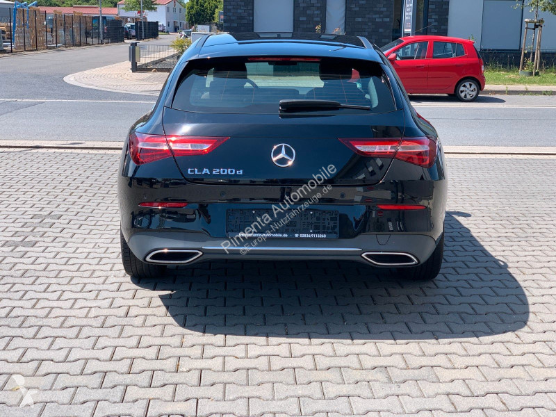 عربة نفعية Mercedes CLA  Shooting...