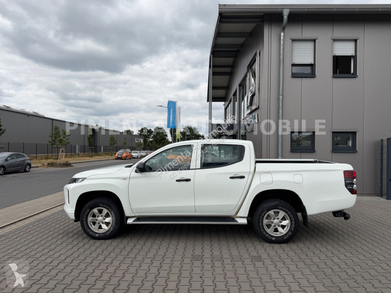 عربة نفعية Mitsubishi D/C 220DI-D M-PRO...
