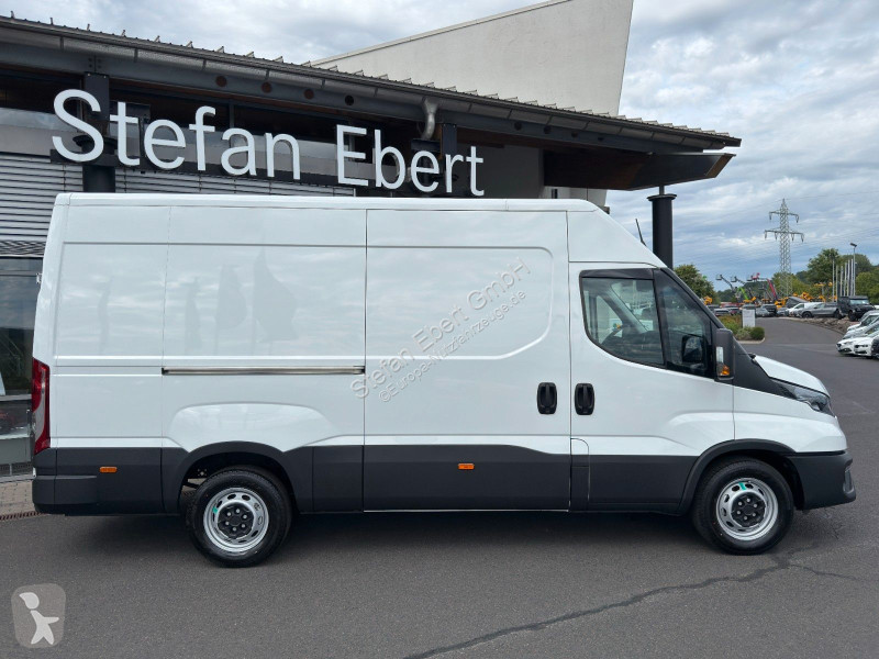 عربة نفعية Iveco 35S14B V Airlineschienensystem...