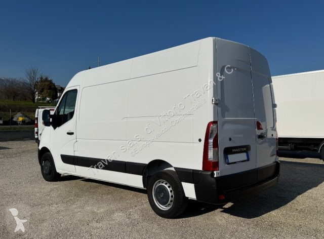 Renault MASTER van