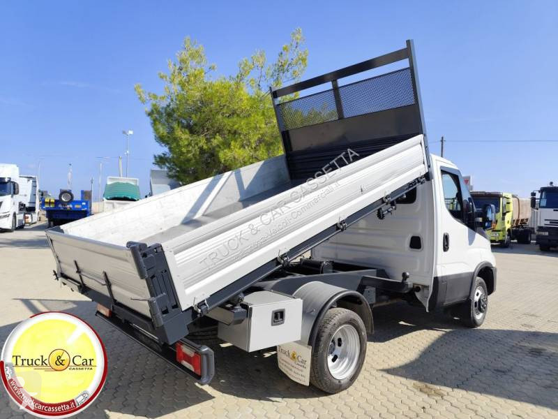 Furgoneta Iveco