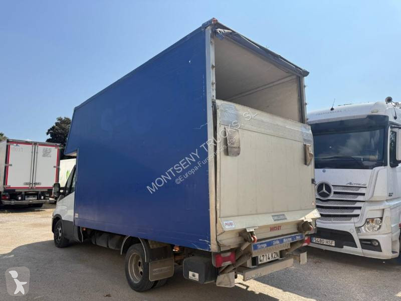 Furgoneta Iveco
