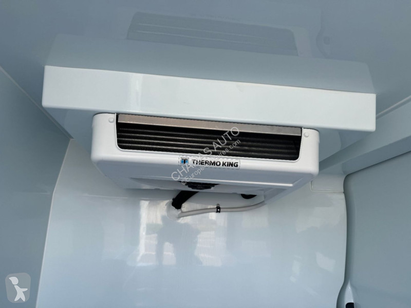 Véhicule utilitaire Renault 2.0 BLUE DCI 150...