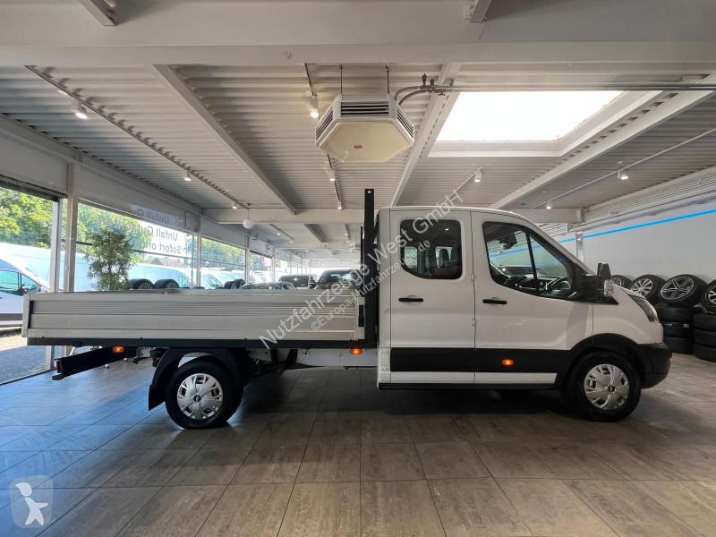 عربة نفعية Ford TDI Maxi DoKa...