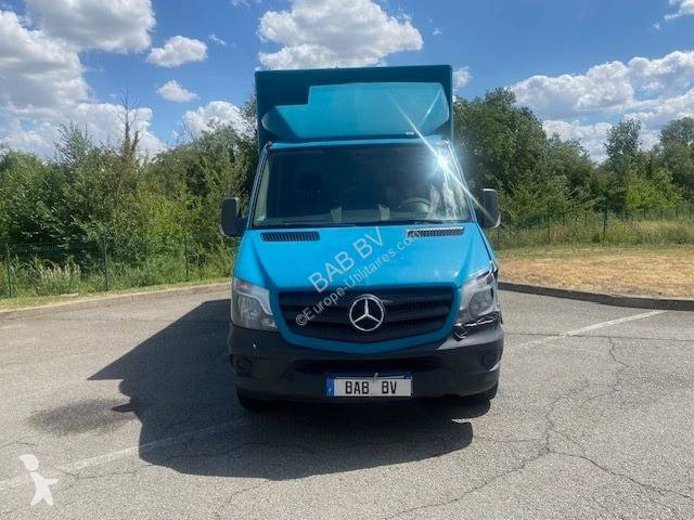 Furgoneta Mercedes
