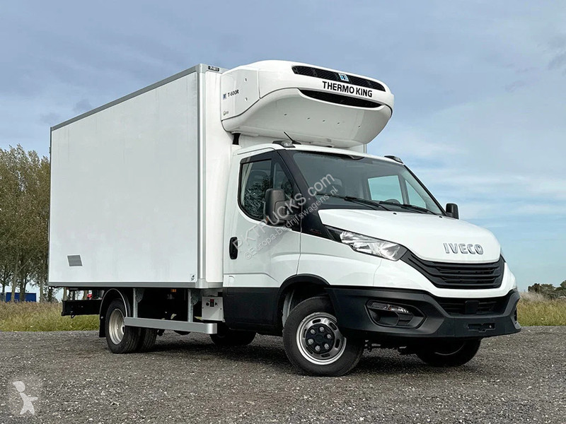 Samochód dostawczy Iveco 50C15 Refrigerated...