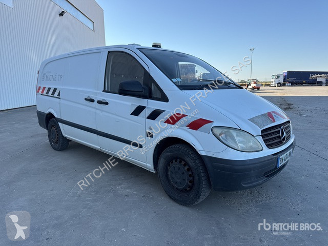 Mercedes 111CDI Transporter