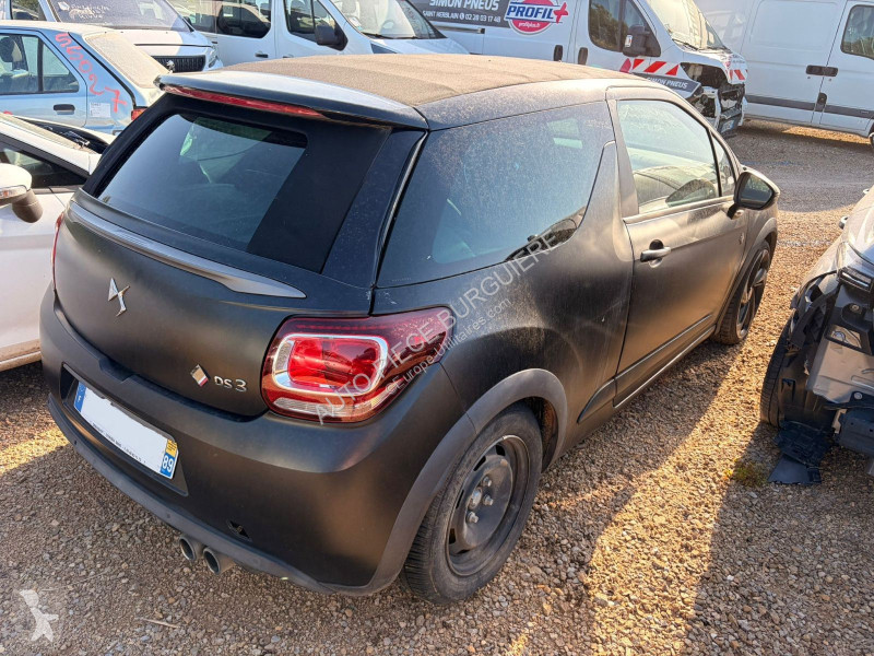 DS 3 Cabrio Performance 1.6 THP 208 / EK038...