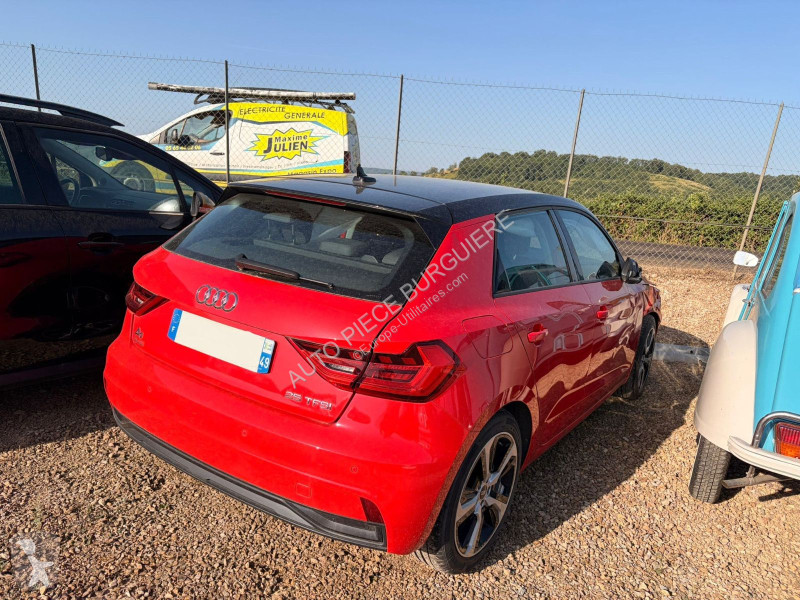 عربة نفعية Audi A1 II Sportback II 1.0 25 TFSi...