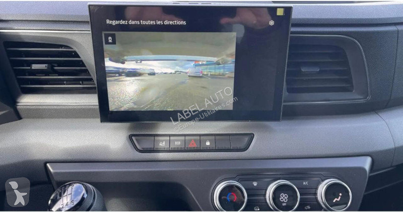 Samochód dostawczy Nissan