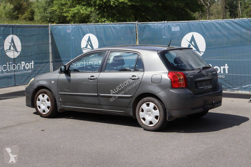 Autoutilitară Toyota