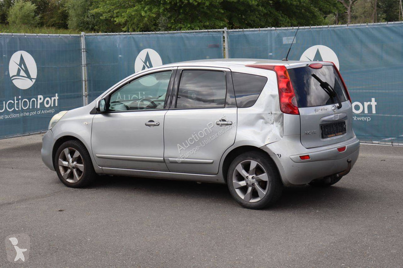Nyttofordon Nissan