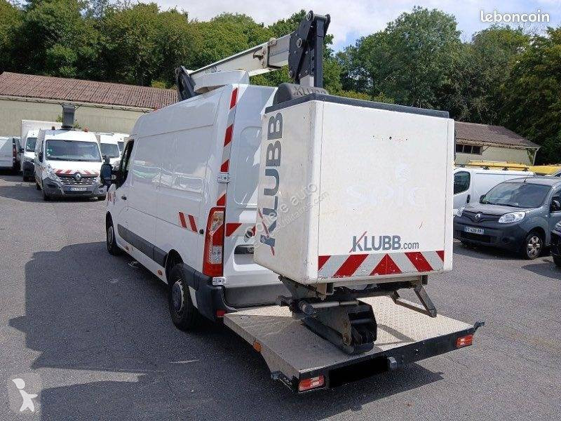 Samochód dostawczy Renault