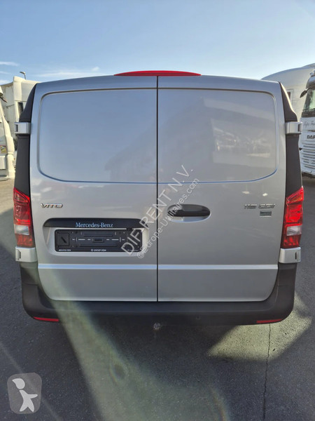 عربة نفعية Mercedes Vito