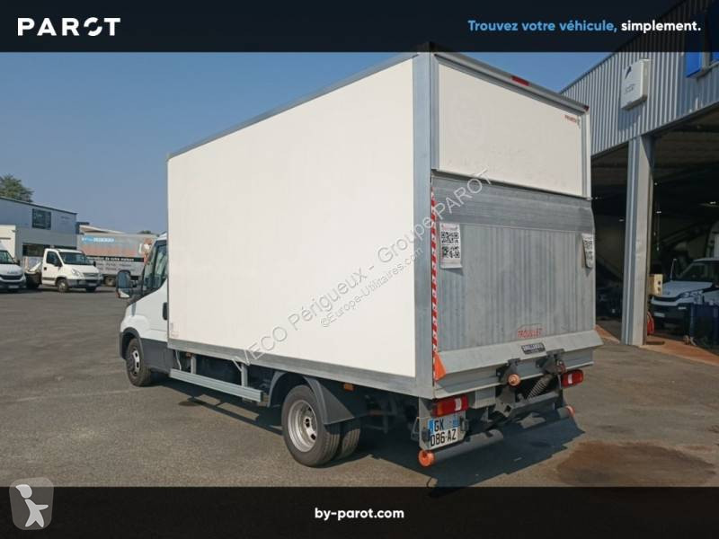 Samochód dostawczy Iveco