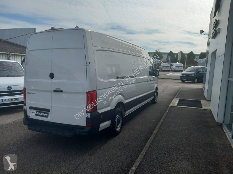 Комерційні автомобілі Volkswagen CRAFTER VAN 35...