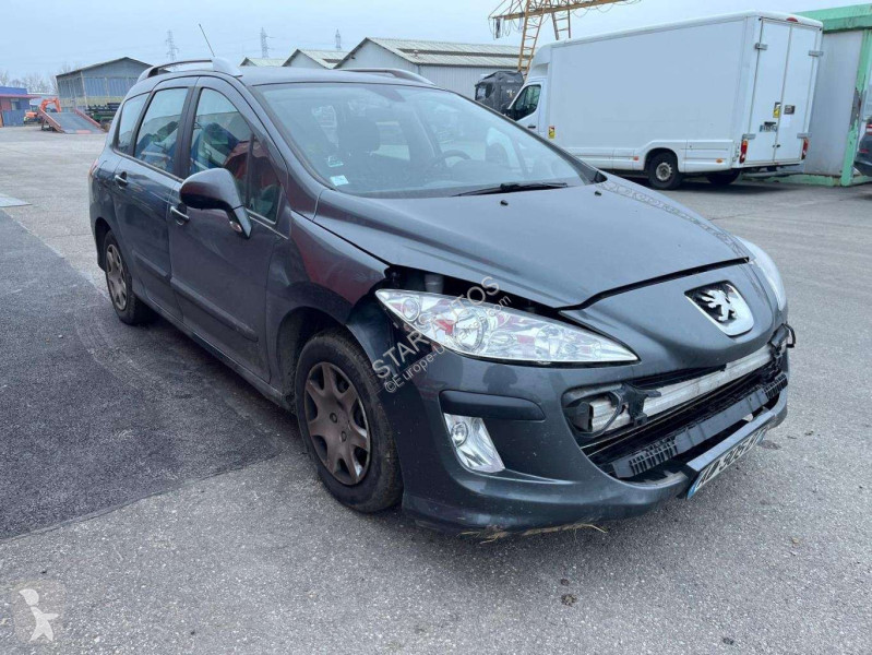عربة نفعية Peugeot
