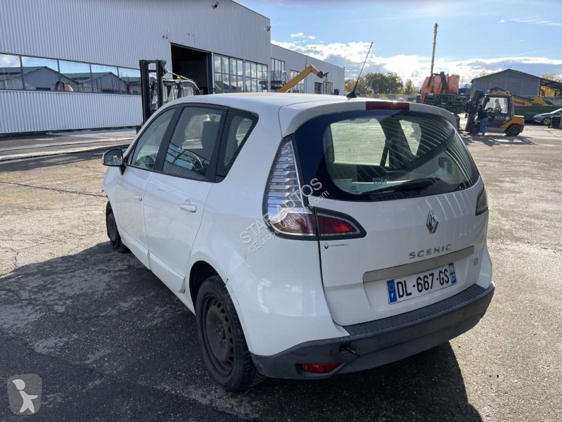 عربة نفعية Renault