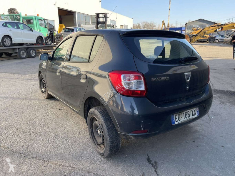 عربة نفعية Dacia