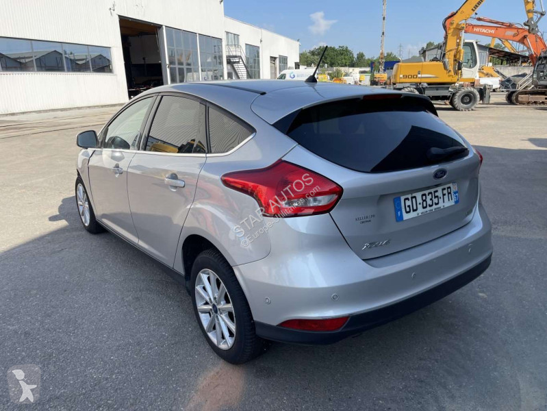 Véhicule utilitaire Ford
