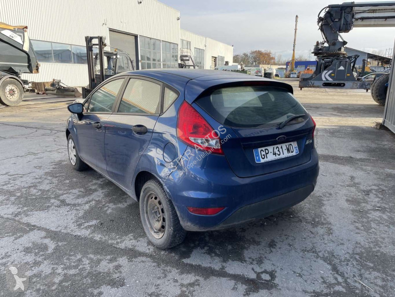 Véhicule utilitaire Ford