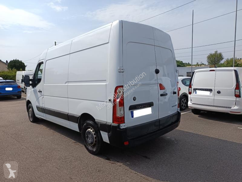 Furgoneta Renault L2H2 DCI 135 GRAND CONFORT