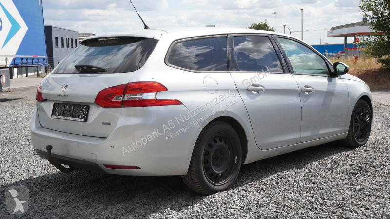 عربة نفعية Peugeot Active