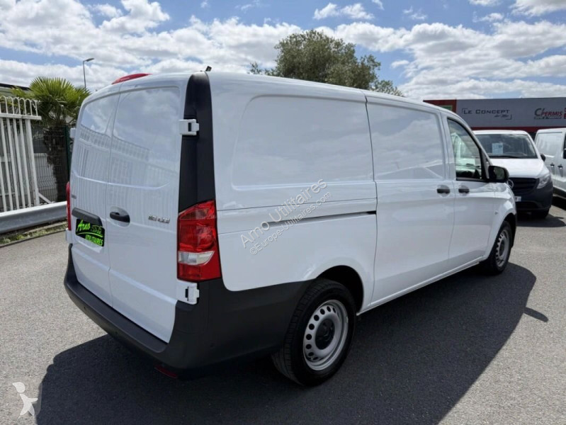 Véhicule utilitaire Mercedes