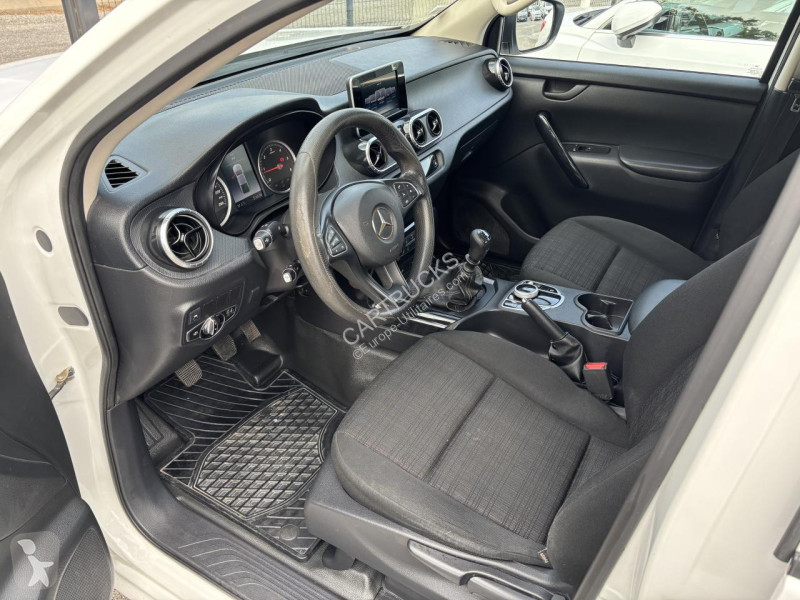 Nyttofordon Mercedes CLASSE X X 220 d  - BM 470...
