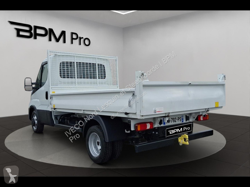 Véhicule utilitaire Iveco CCb 35C16H...