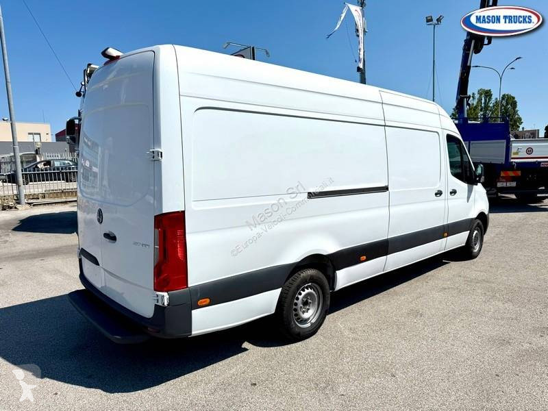 Furgoneta Mercedes
