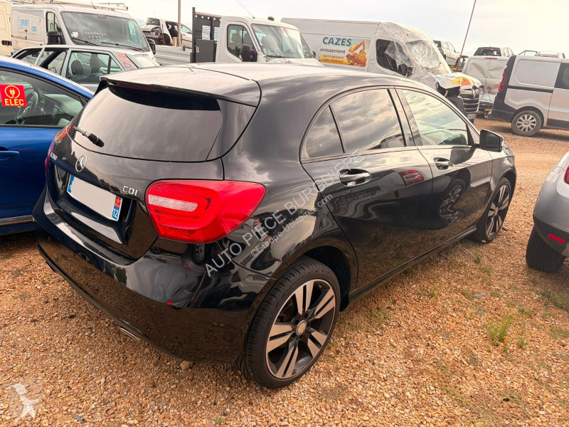 Véhicule utilitaire Mercedes 200 2.0 CDi 136 /...