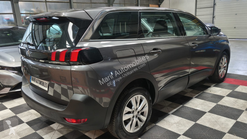 Véhicule utilitaire Peugeot