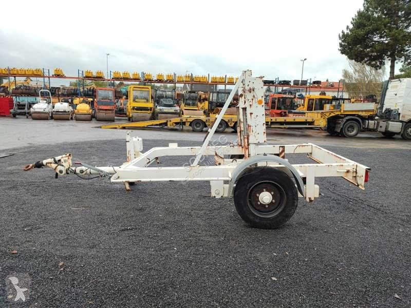 Véhicule utilitaire   PORTE TOURET
