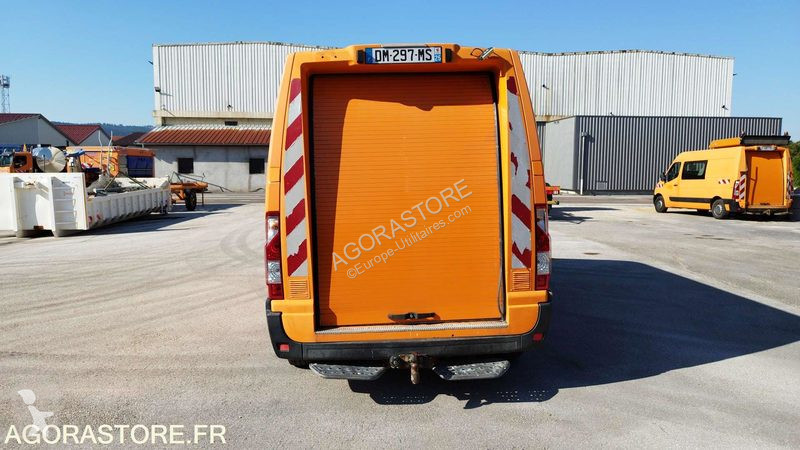عربة نفعية Renault MASTER