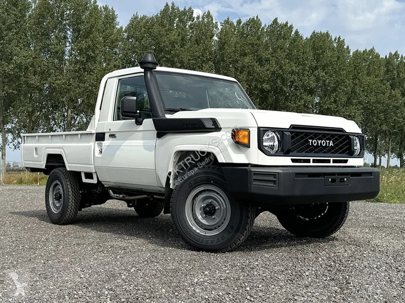 Veicolo commerciale Toyota HZJ79 Single Cab...