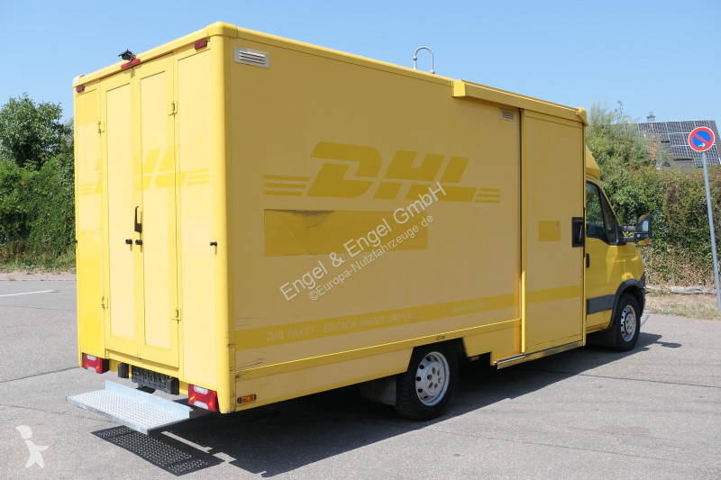 Лекотоварен автомобил Iveco Daily 35 S11 C30C...