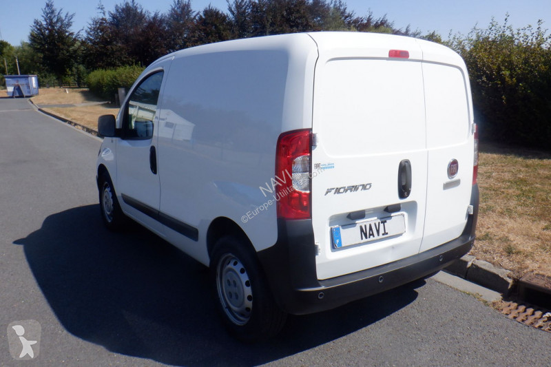 عربة نفعية Fiat FIORINO 1.3 MULTIJET2 95CH EASY...