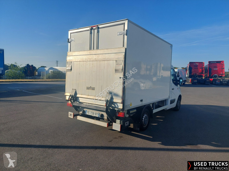 Samochód dostawczy Renault