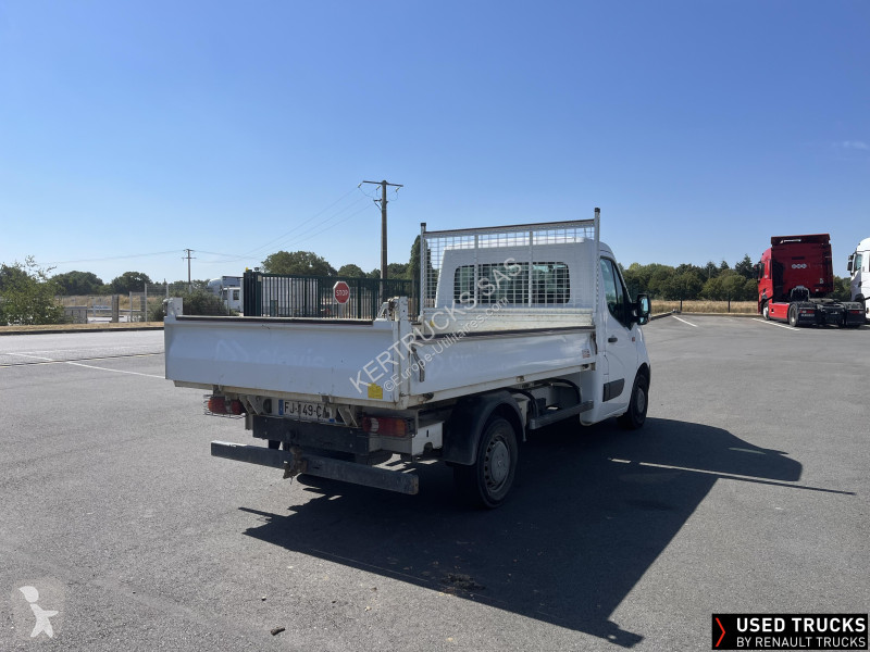 Samochód dostawczy Renault