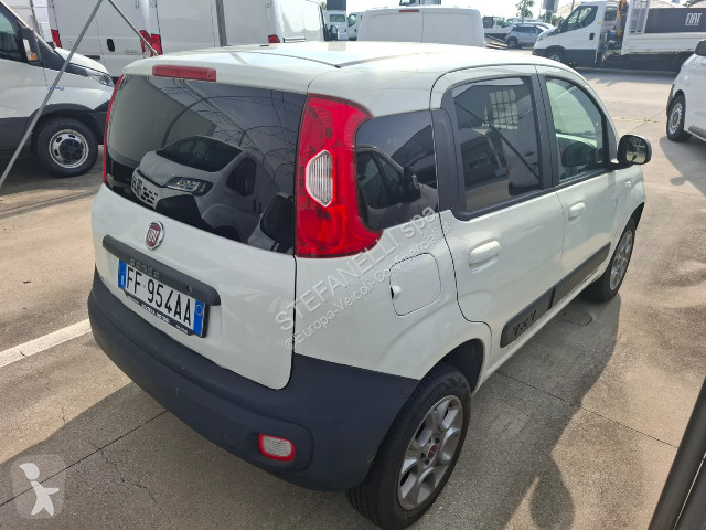 عربة نفعية Fiat Panda van 1.3 mjt Pop 80cv 4x4...