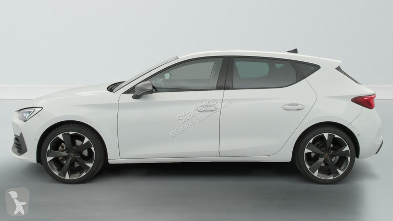 Véhicule utilitaire Cupra  LEON